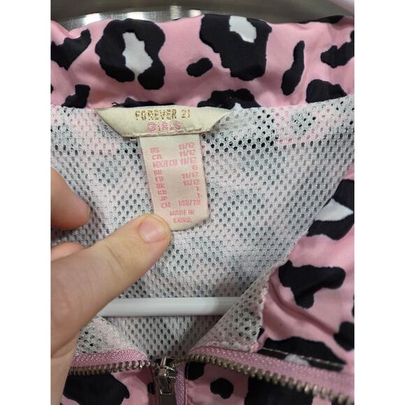 5/$25 Pink Leopard Print Jacket - Forever 21 - 11/12 - Picture 3 of 3